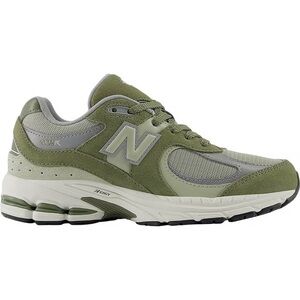 NWT New Balance 2002 Sneaker Dark Olivine / Olive Size 8.5 Women’s / Big Kids 7